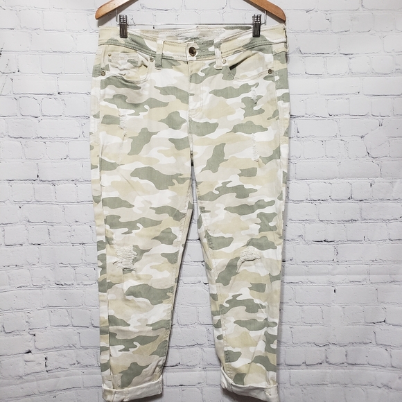 Seven7 Sz10 Skinny Easy Fit Camo Cuffed Jean - Picture 8 of 16